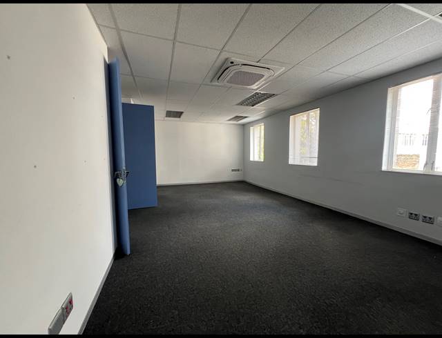 289M² OFFICE TO LET IN ILLOVO